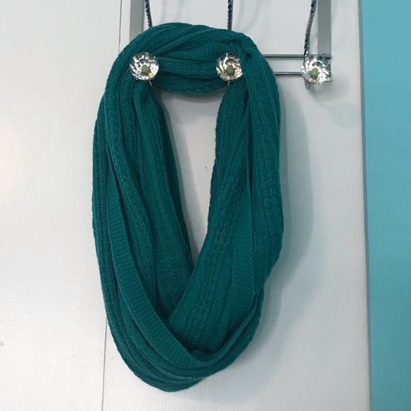 Garage infinity scarf - Picture 2 of 3